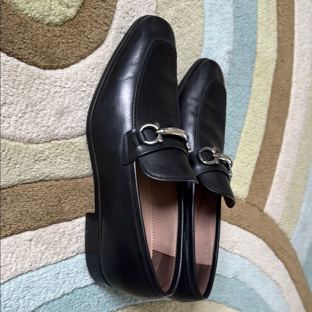 Ferragamo Benford Bit Loafer - 10E - Impeccable Condition